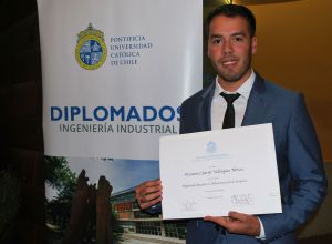 Clase Ejecutiva graduó 1200 nuevos alumnos con innovadora metodología de enseñanza online